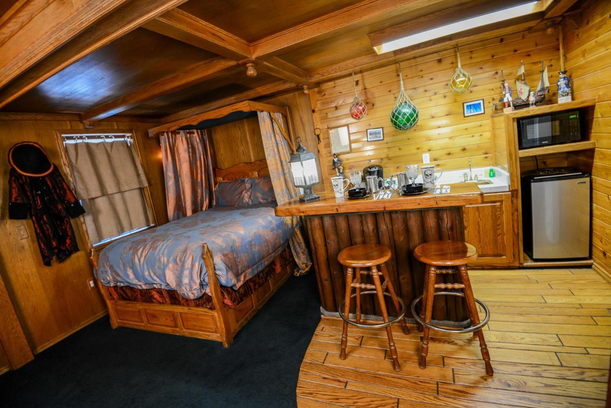 Castle Wood Theme Cottages- Couples Only Big Bear Lake Kültér fotó