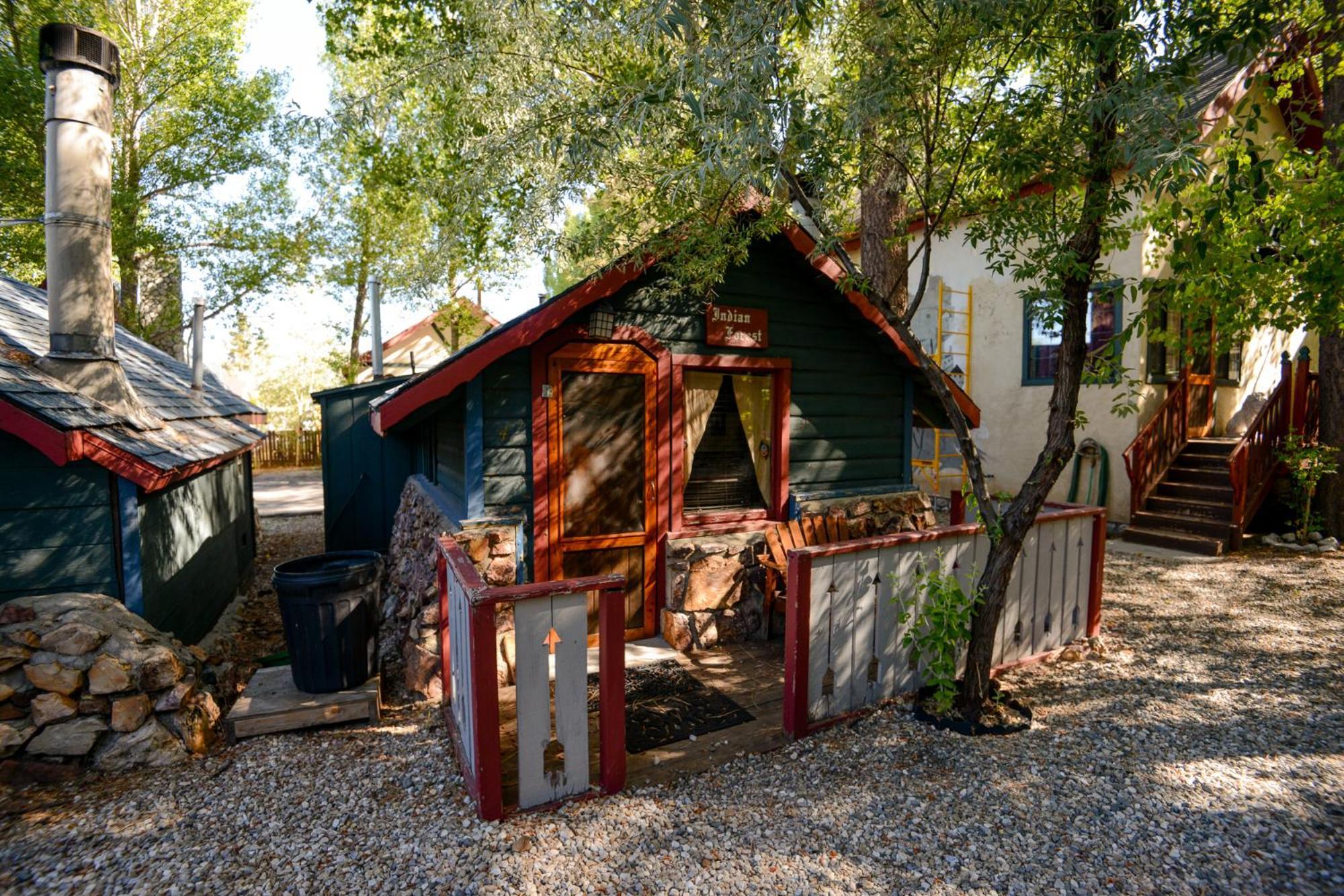 Castle Wood Theme Cottages- Couples Only Big Bear Lake Kültér fotó