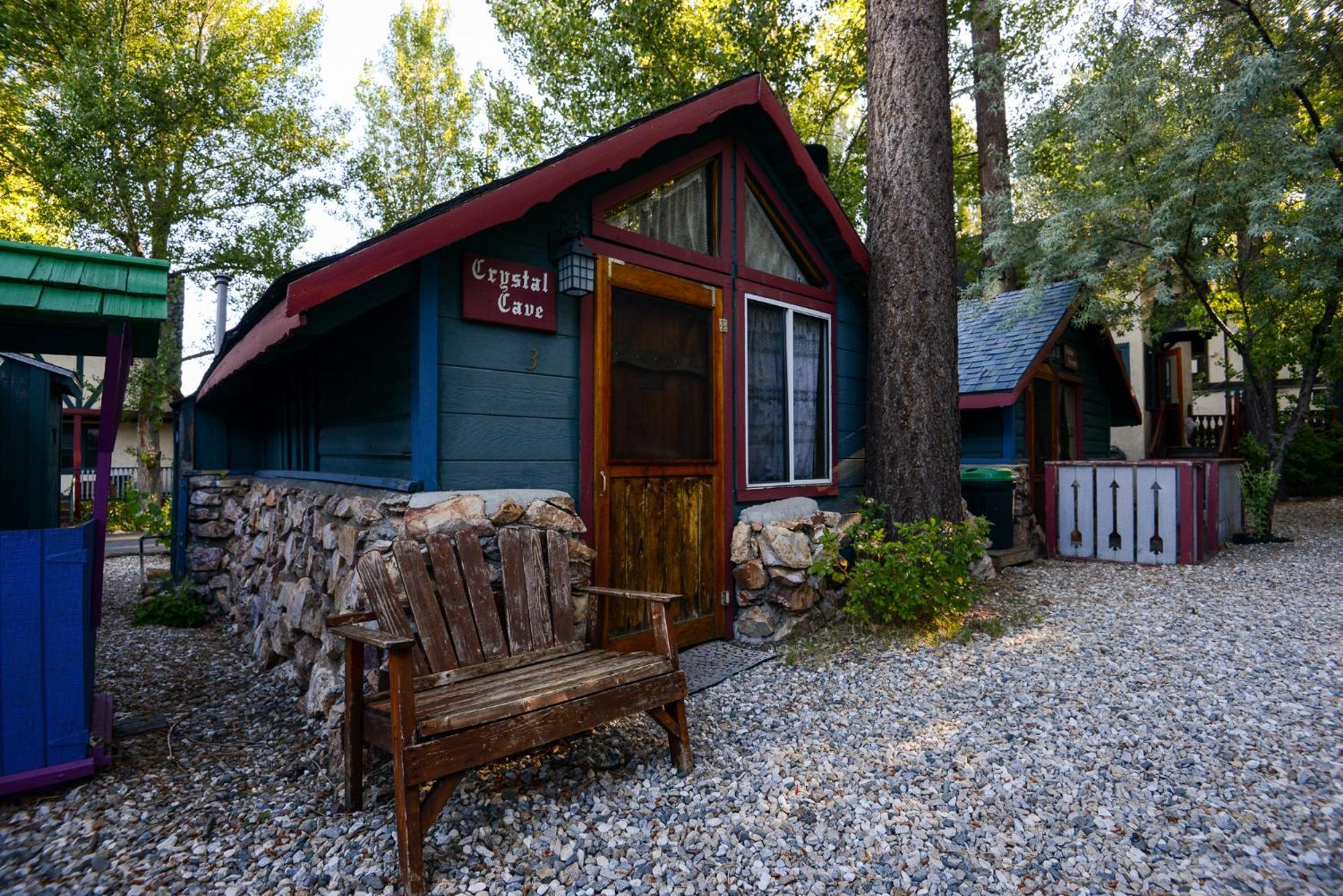 Castle Wood Theme Cottages- Couples Only Big Bear Lake Kültér fotó