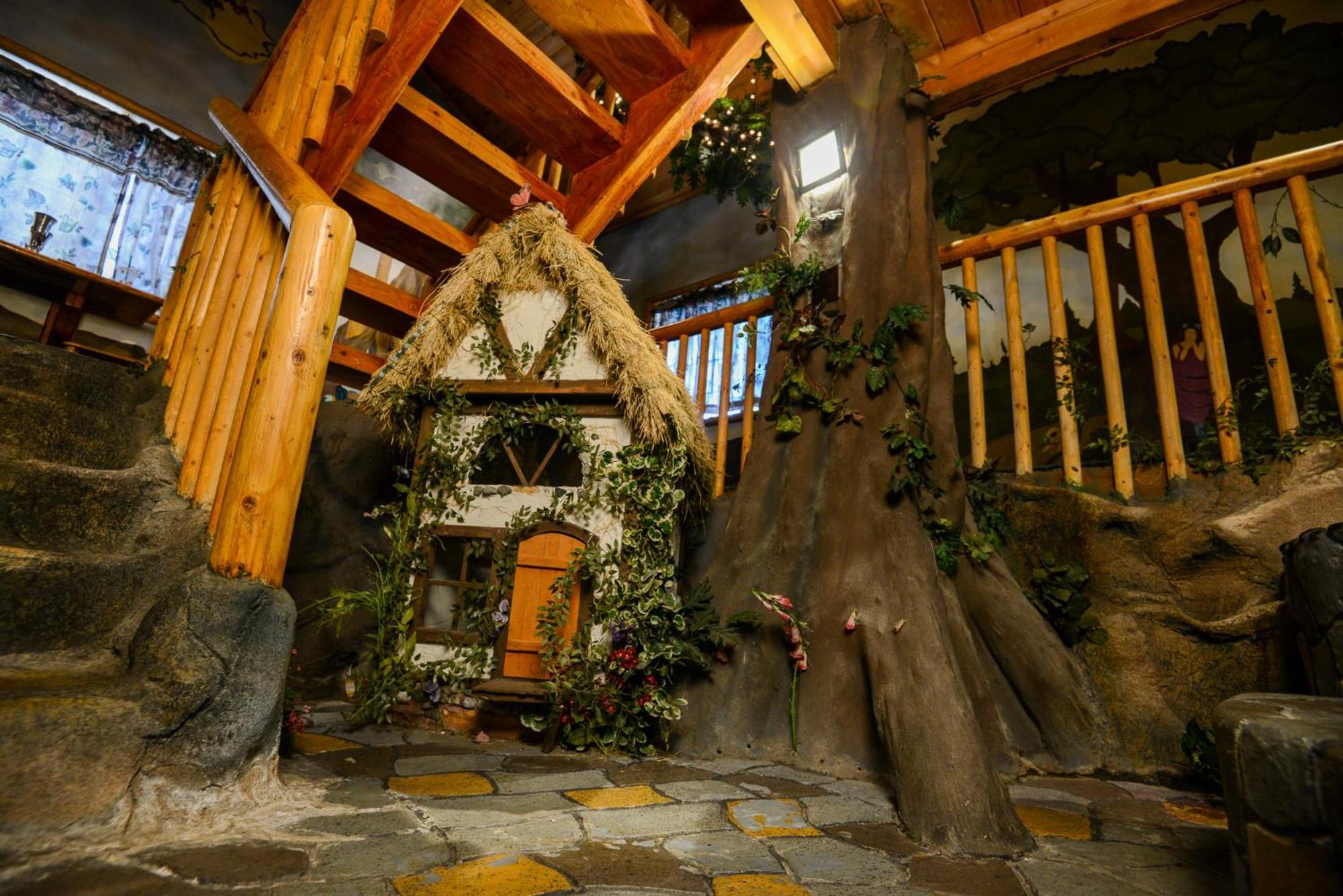 Castle Wood Theme Cottages- Couples Only Big Bear Lake Kültér fotó