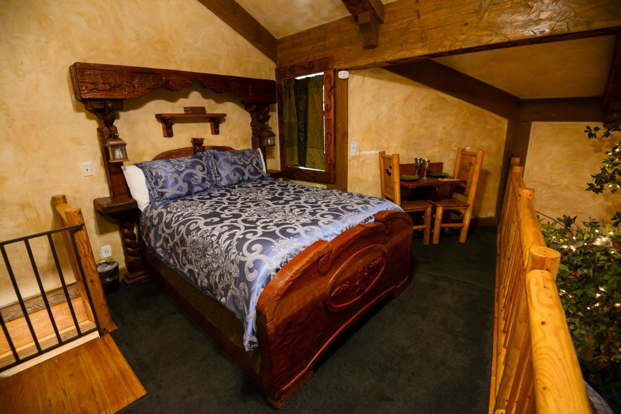 Castle Wood Theme Cottages- Couples Only Big Bear Lake Kültér fotó