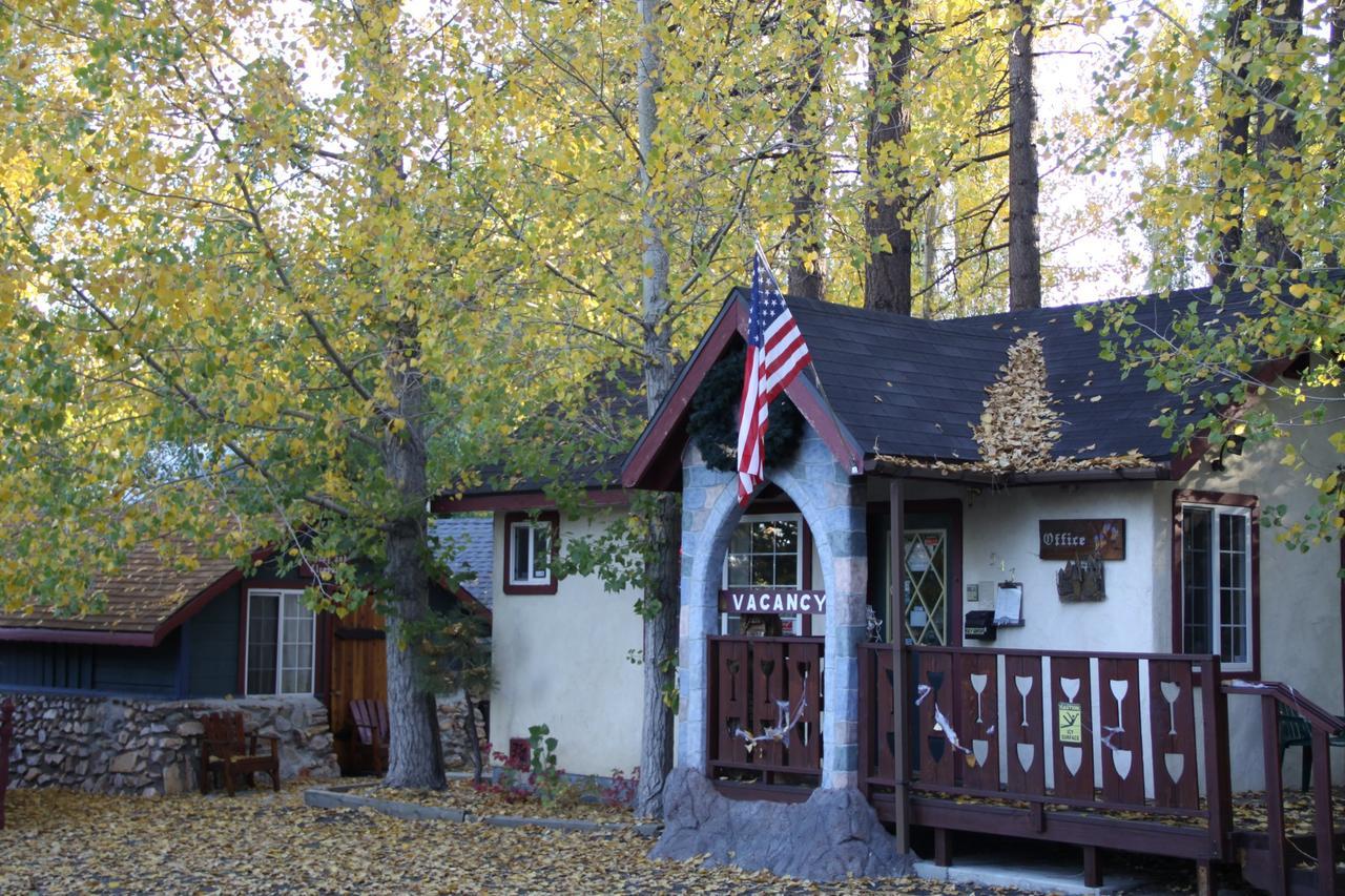 Castle Wood Theme Cottages- Couples Only Big Bear Lake Kültér fotó